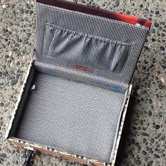 NWT Ashley M Elvis hand made cigar box handbag - Picture 2 of 6